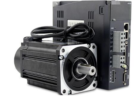 豬豬俠熾機(jī)甲和雷電機(jī)甲，豬豬俠熾機(jī)甲和雷電機(jī)甲的介紹